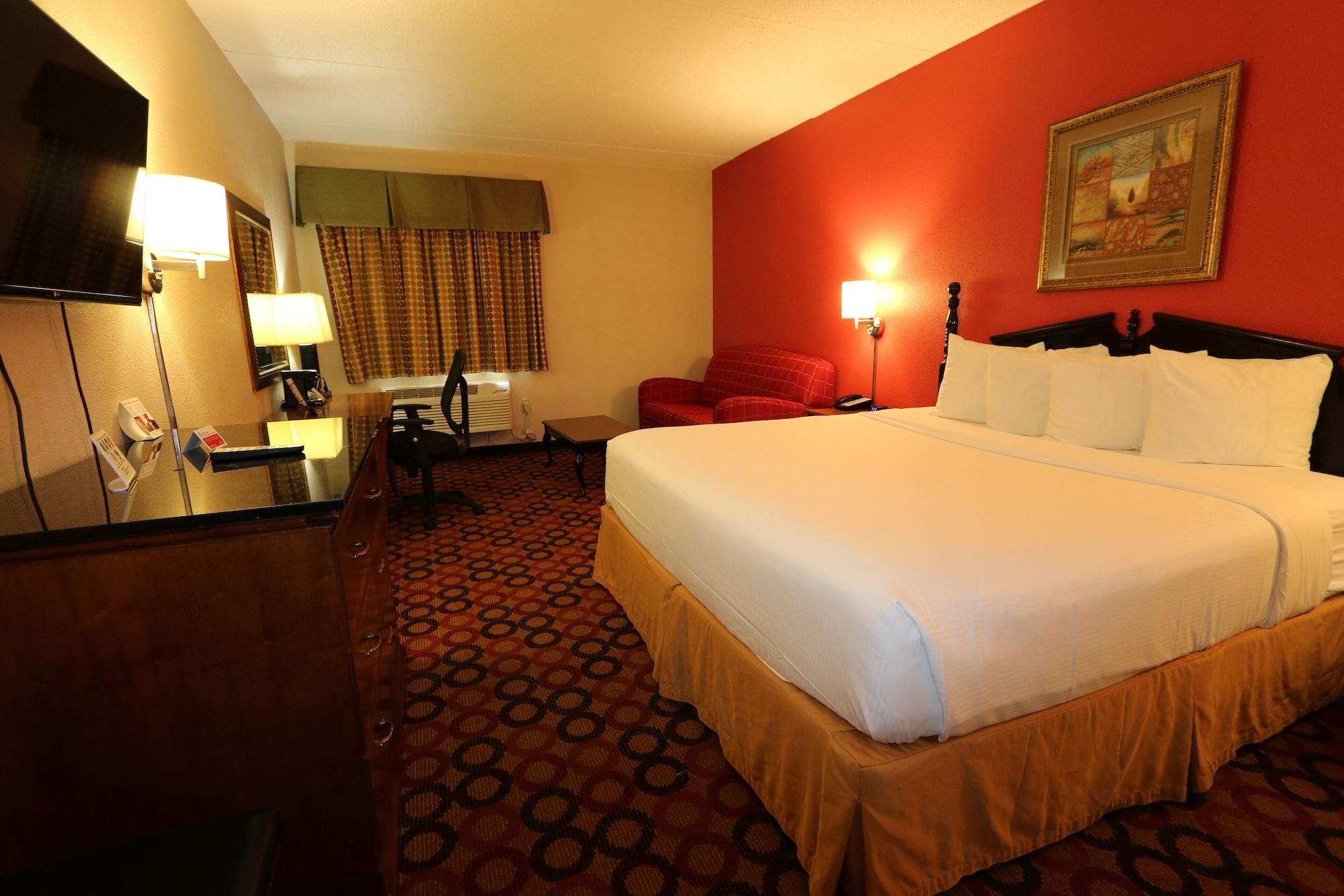 Ramada By Wyndham Bolingbrook Hotel Bagian luar foto